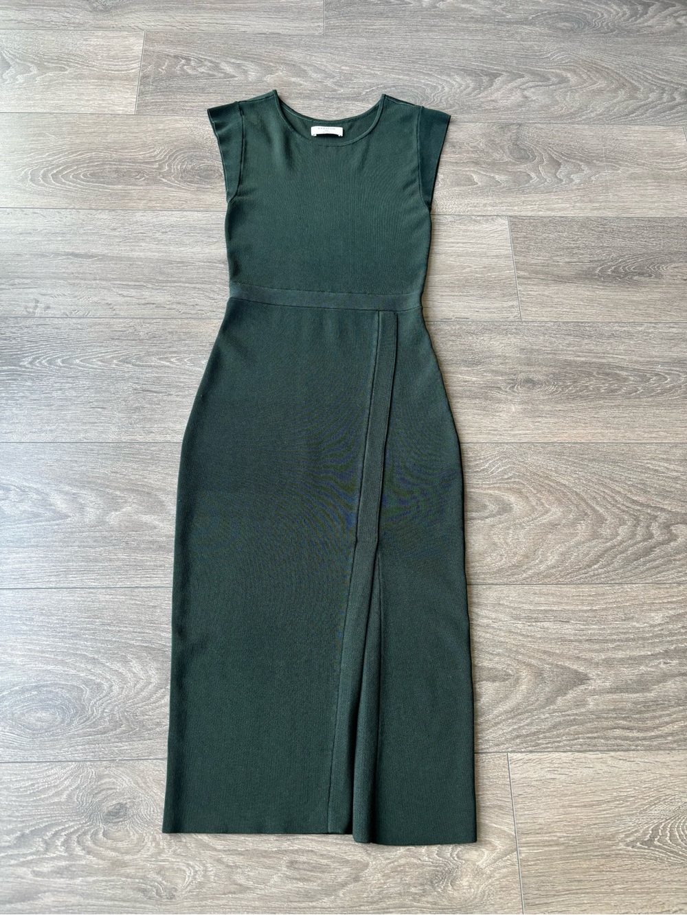 Babaton Dark Green Sleeveless Midi Dress
